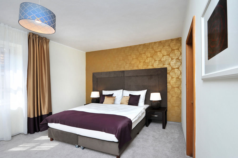 וויסנקירשן אין דר וואכאו Pension Gaestehaus Heller מראה חיצוני תמונה
